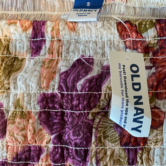 NWT old navy top size small - Picture 2 of 3